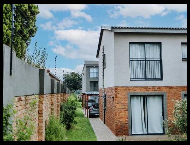 2 BEDROOM APARTMENT FOR SALE IN KENLEAF